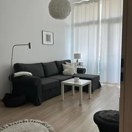 Balaton1 Apartment *