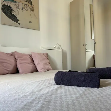 Balaton1 Apartment *